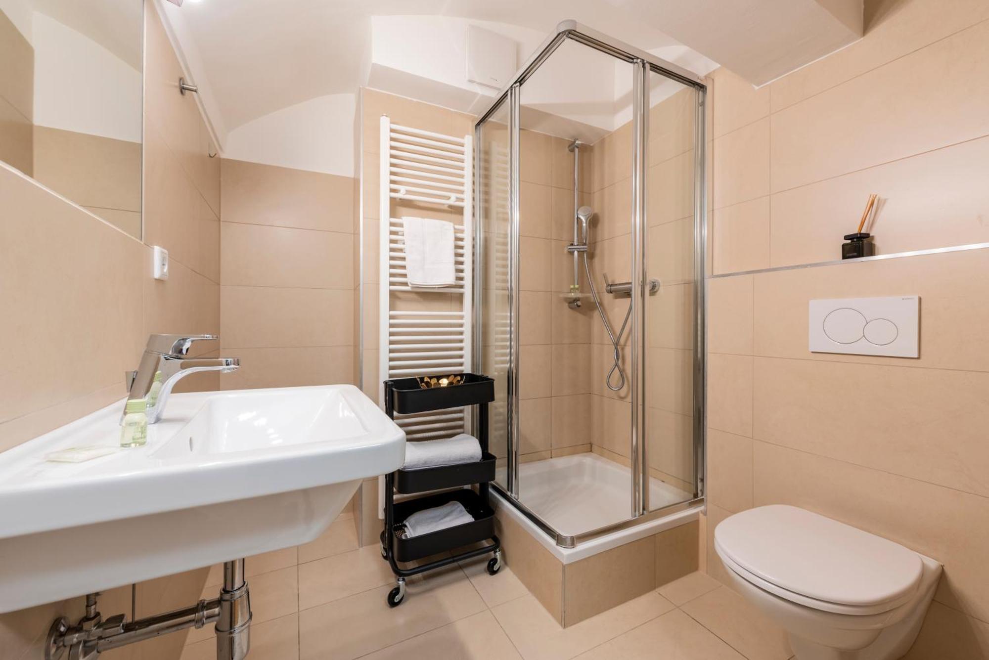Aparthotel Kh Mariahilf Wiedeń Zewnętrze zdjęcie